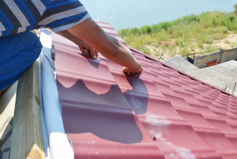 What To Expect During A Professional Metal Roof Replacement
